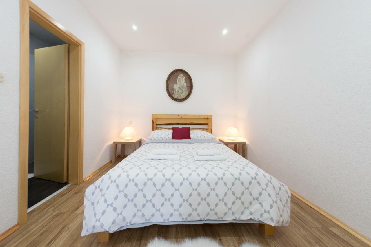 Studio Apartments Plitvice Lacus Korenica Exterior foto